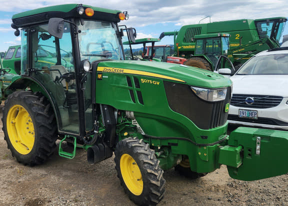 Image of John Deere 5075GN equipment image 2