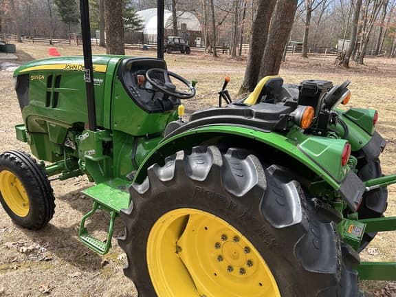 Image of John Deere 5075GN equipment image 1