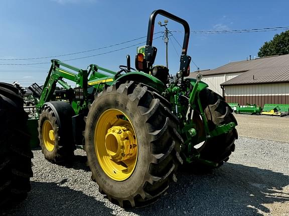 Image of John Deere 5075M equipment image 4