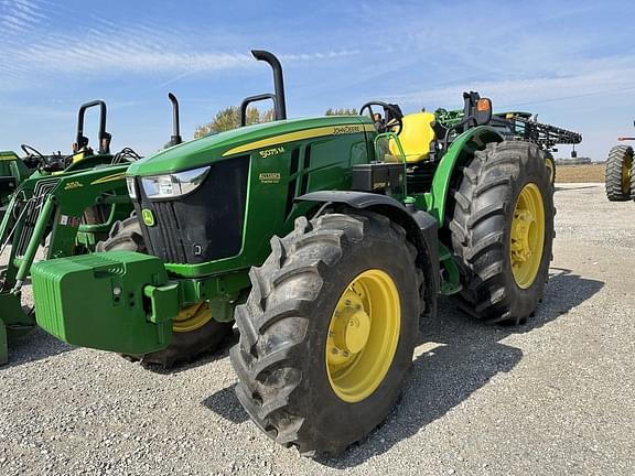 Image of John Deere 5075M Primary image