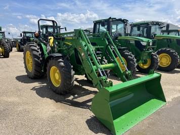 Main image John Deere 5075M