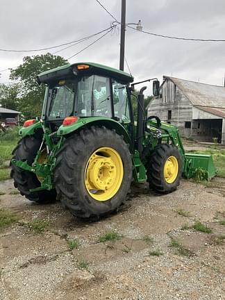 Image of John Deere 5075M equipment image 3