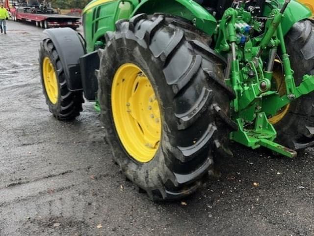Image of John Deere 5075M equipment image 2