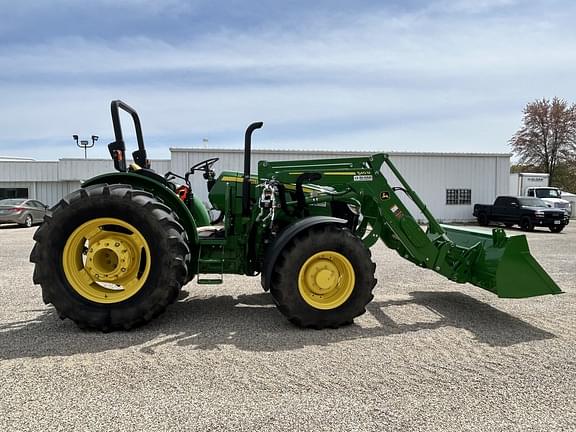 Image of John Deere 5075M equipment image 3