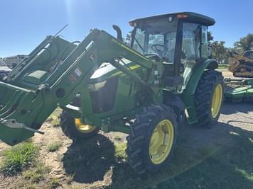 Main image John Deere 5090E
