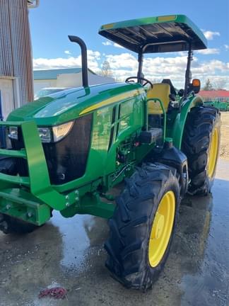Main image John Deere 5090E