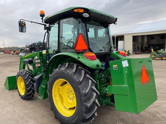 Image of John Deere 5090E equipment image 3