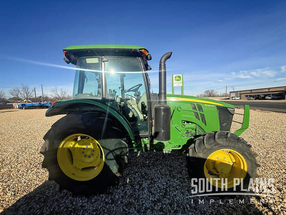 Image of John Deere 5090E equipment image 1