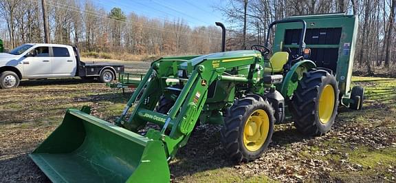 Image of John Deere 5090E equipment image 1