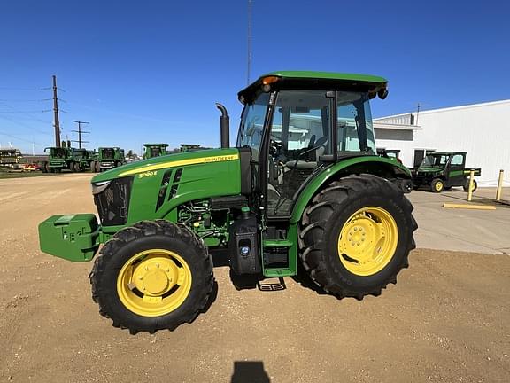 Image of John Deere 5090E equipment image 1