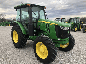 Main image John Deere 5090E