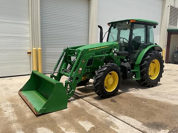 Image of John Deere 5090E equipment image 2