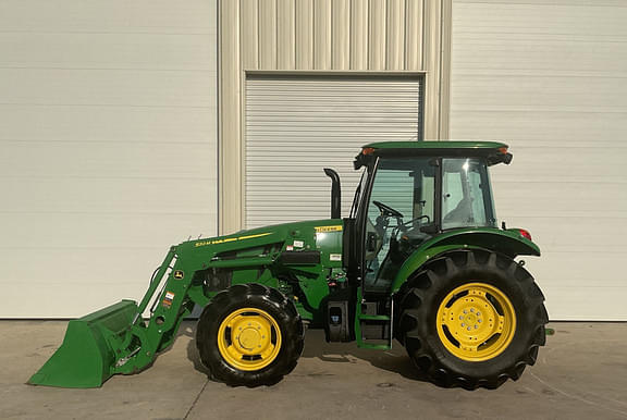 Image of John Deere 5090E Primary image