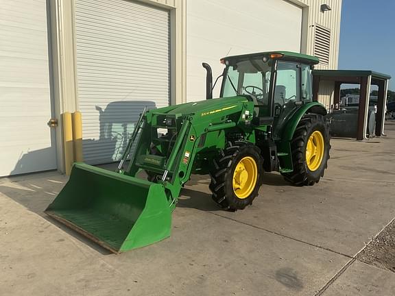 Image of John Deere 5090E equipment image 4