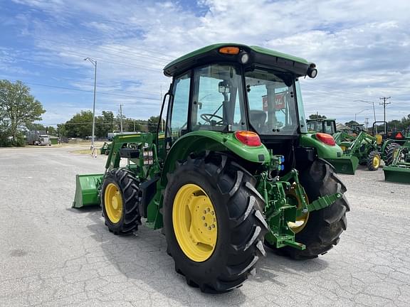 Image of John Deere 5090E equipment image 4