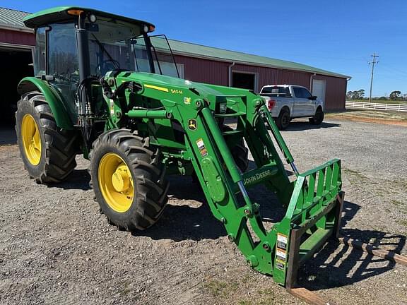 Image of John Deere 5090E Primary image