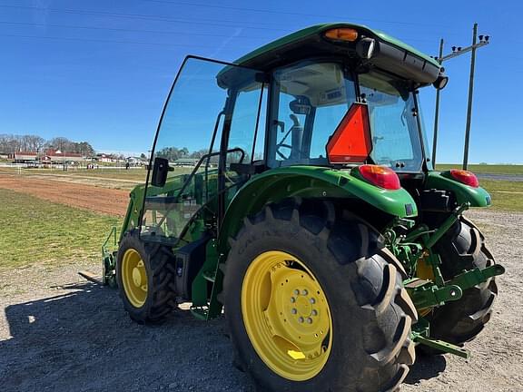 Image of John Deere 5090E equipment image 2