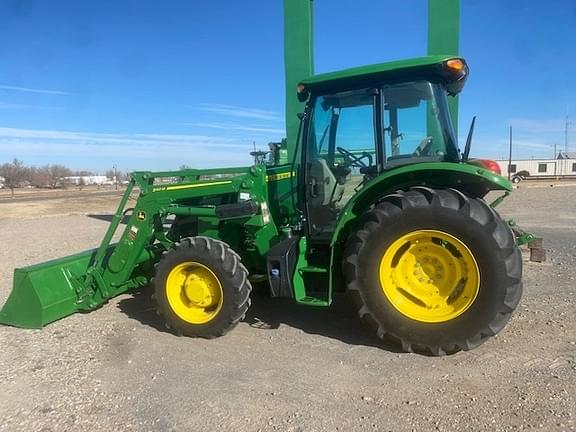 Image of John Deere 5090E equipment image 2