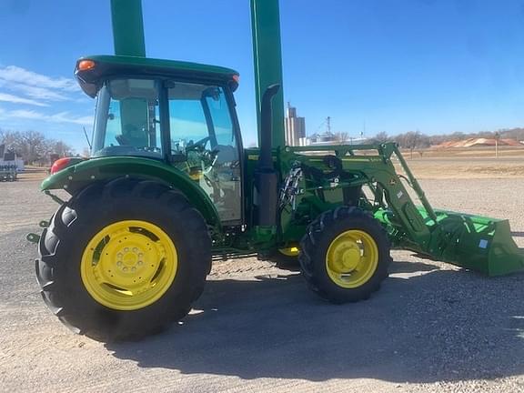 Image of John Deere 5090E equipment image 4