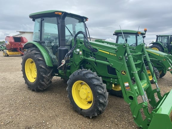 Main image John Deere 5090E