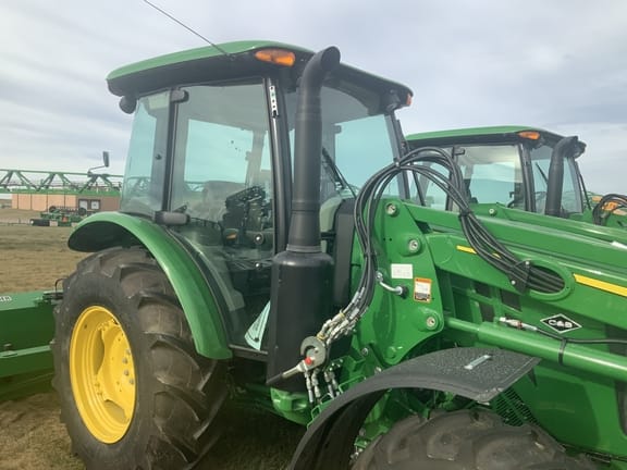 Main image John Deere 5090E