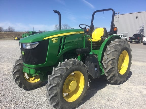 Main image John Deere 5090E