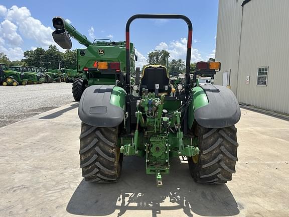 Image of John Deere 5090EL equipment image 3