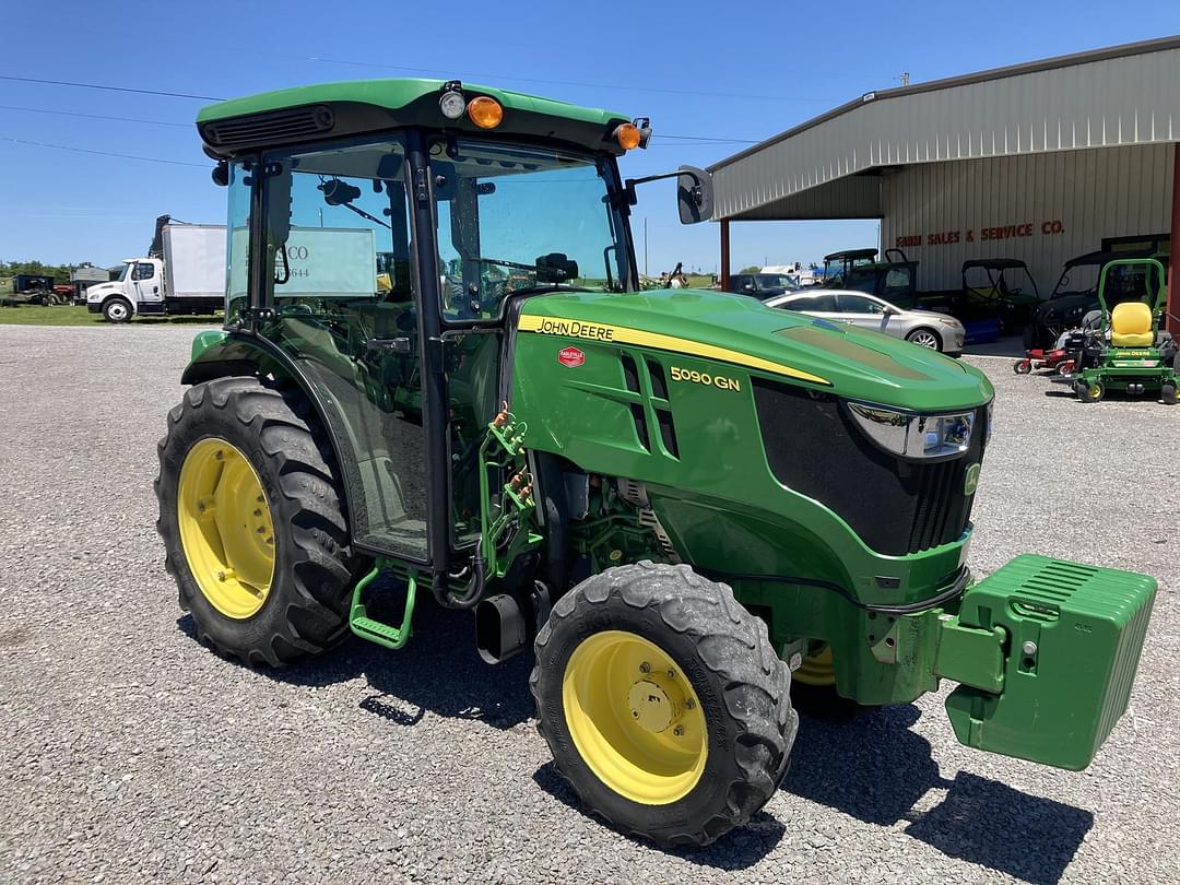Image of John Deere 5090GN Primary image