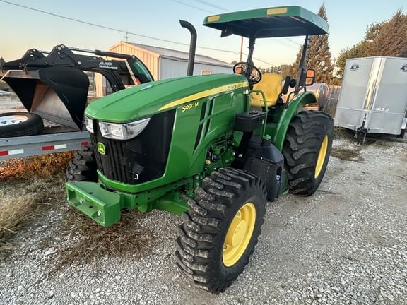 2021 John Deere 5090M Equipment Image0