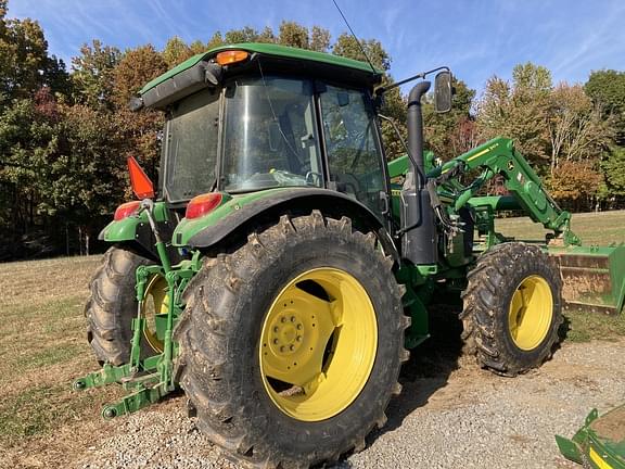 Image of John Deere 5090M equipment image 2