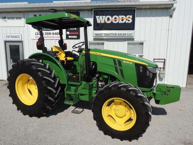 Image of John Deere 5090M equipment image 2