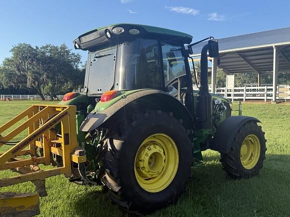 Image of John Deere 5090R equipment image 4
