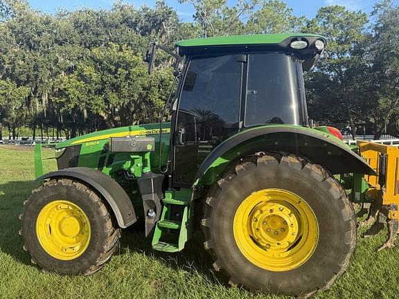 Image of John Deere 5090R equipment image 2
