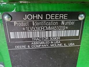 Main image John Deere 5090R 3