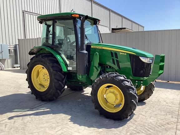 Image of John Deere 5100E equipment image 4