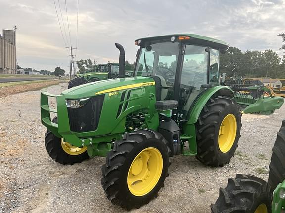 Image of John Deere 5100E equipment image 1