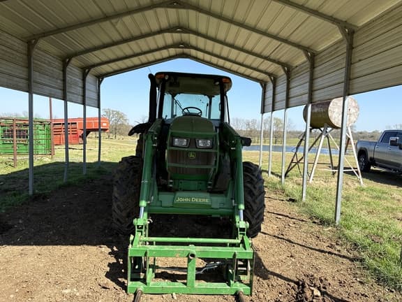 Image of John Deere 5100E equipment image 4