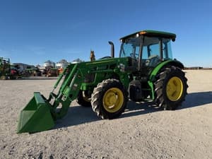 2021 John Deere 5100E Image