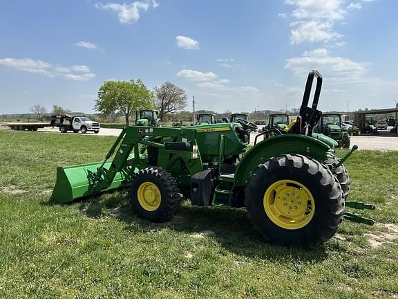 Image of John Deere 5100E equipment image 3