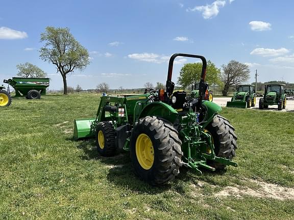 Image of John Deere 5100E equipment image 4