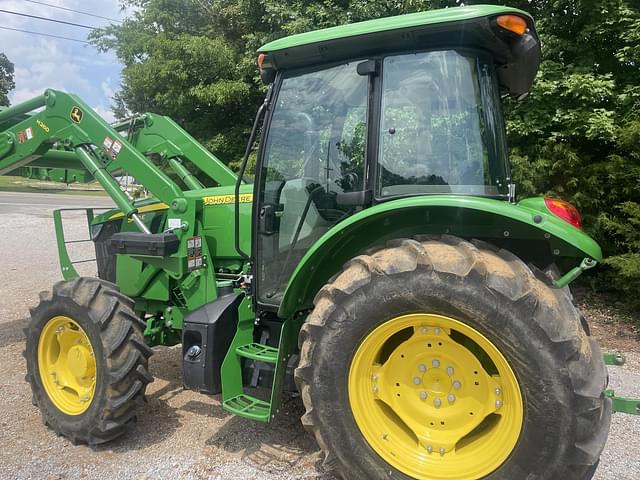 Image of John Deere 5100E equipment image 3