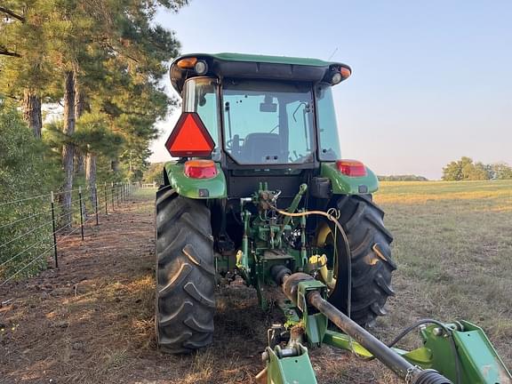 Image of John Deere 5100E equipment image 4