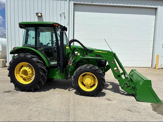 Image of John Deere 5100E equipment image 1