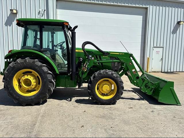 Image of John Deere 5100E equipment image 3