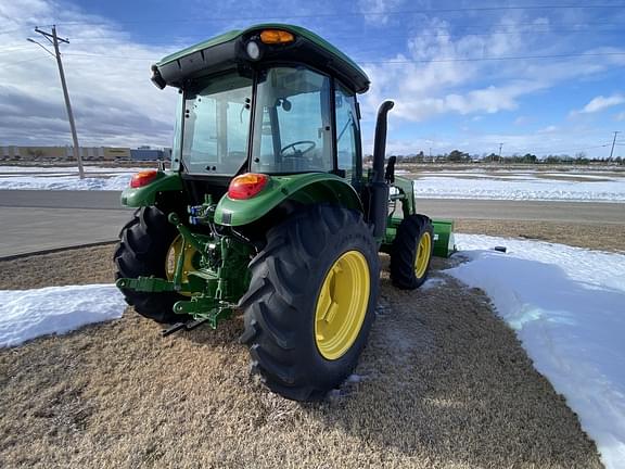 Image of John Deere 5100E equipment image 3