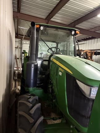 Image of John Deere 5100E equipment image 2