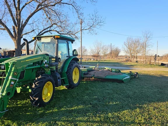Image of John Deere 5100E equipment image 3