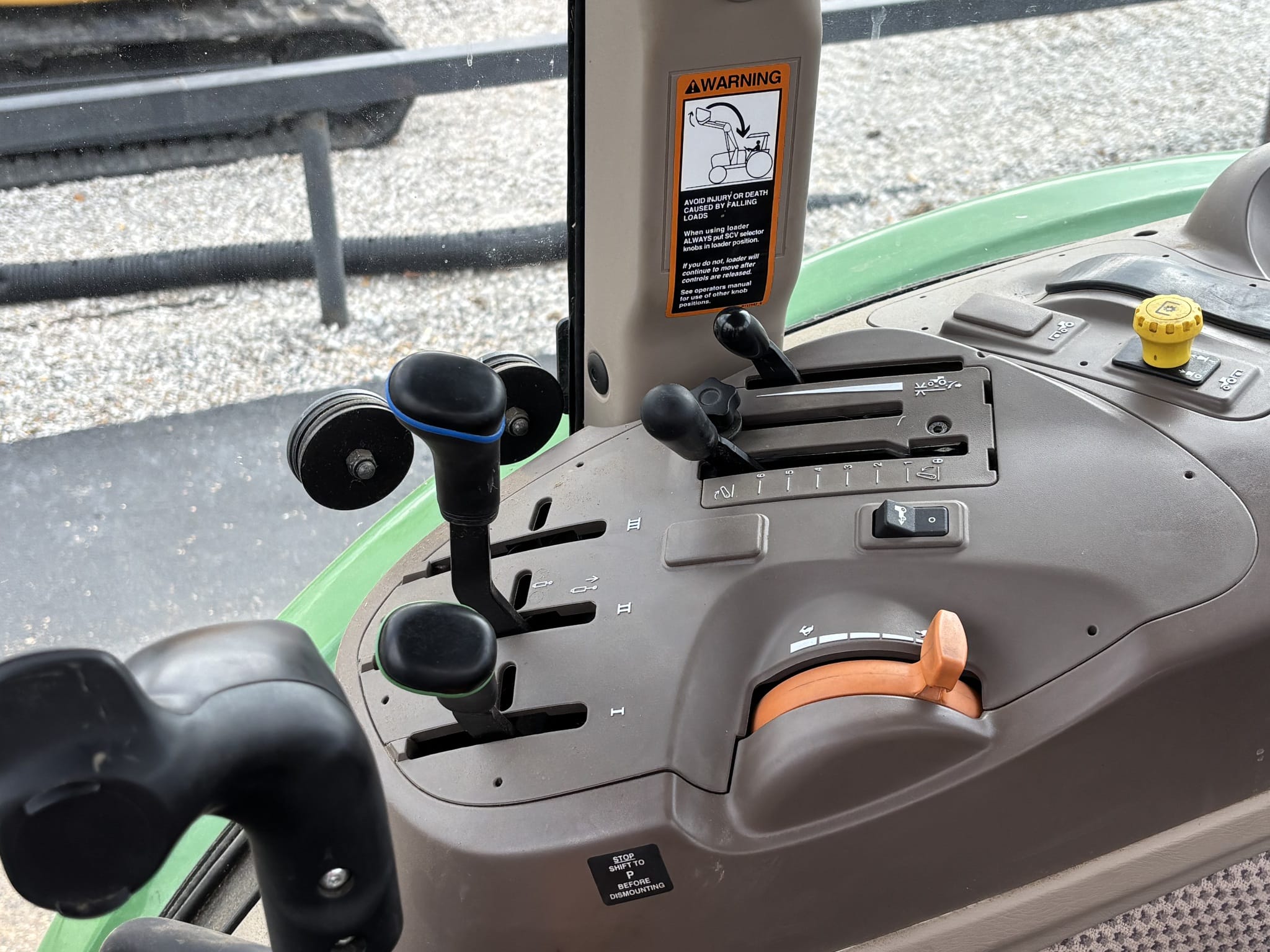 2021 John Deere 5100E Equipment Image0