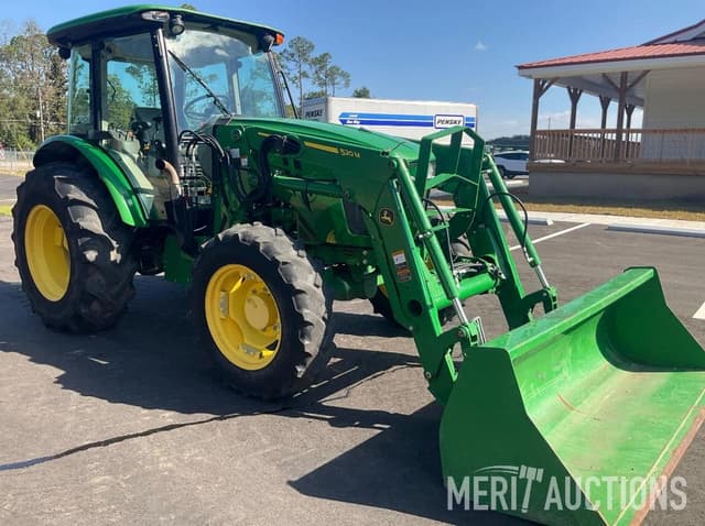 Image of John Deere 5100E equipment image 1