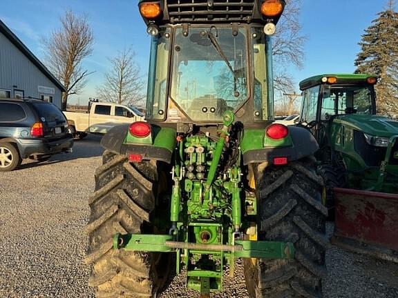 Image of John Deere 5100GN equipment image 4